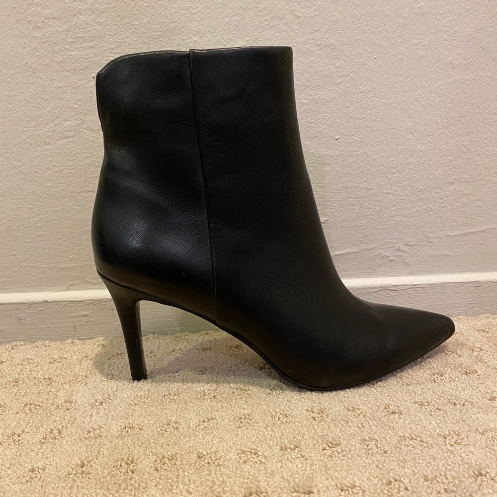 Steve by Steve Madden Lexia Booties